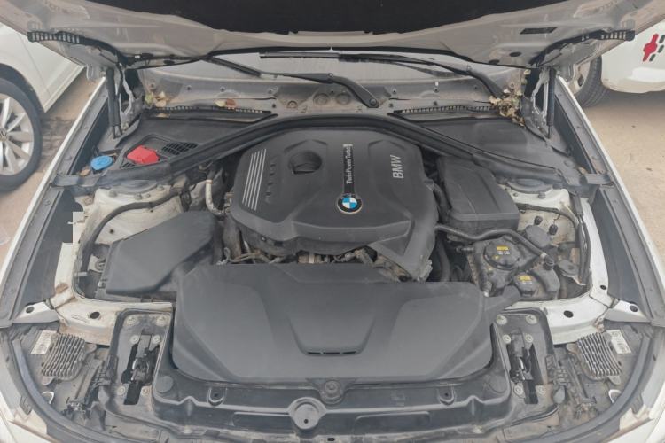 Used BMW 3 Series GT 2018 320i Sport Edition Engine Bay