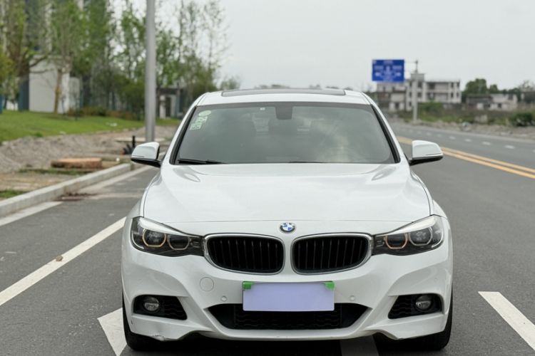 Used BMW 3 Series GT 2018 320i M Sport Edition Engine Bay