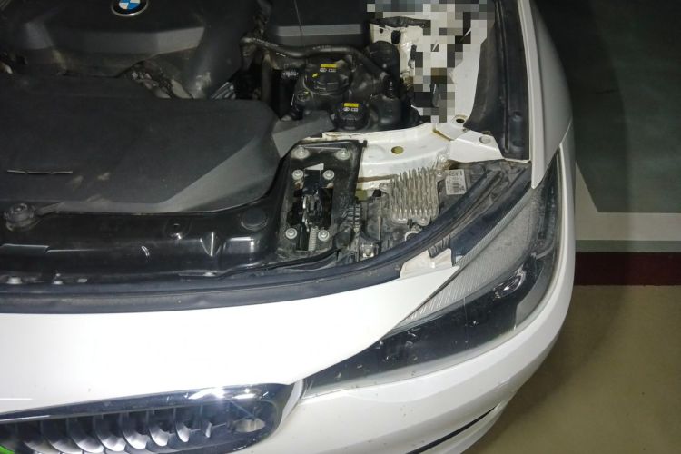 Used BMW 3 Series GT 2018 320i Sport Edition Engine Bay Left