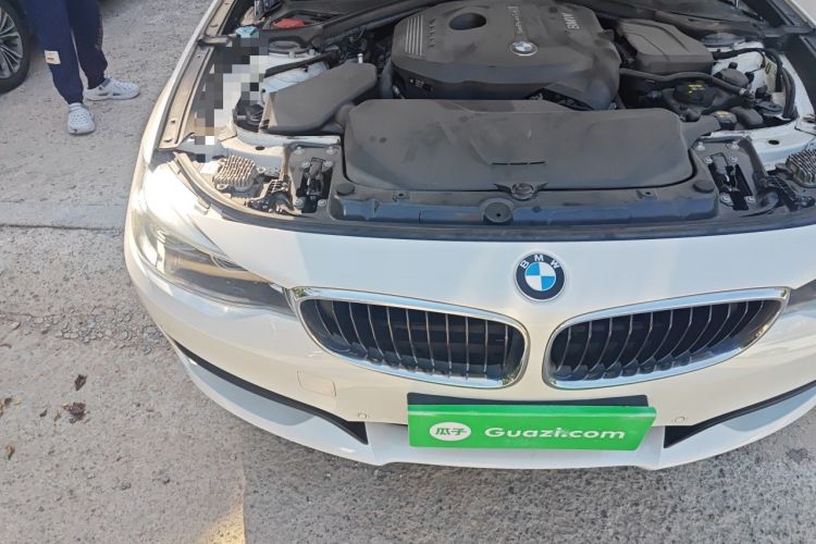Used BMW 3 Series GT 2018 320i Sport Edition Engine Bay Right