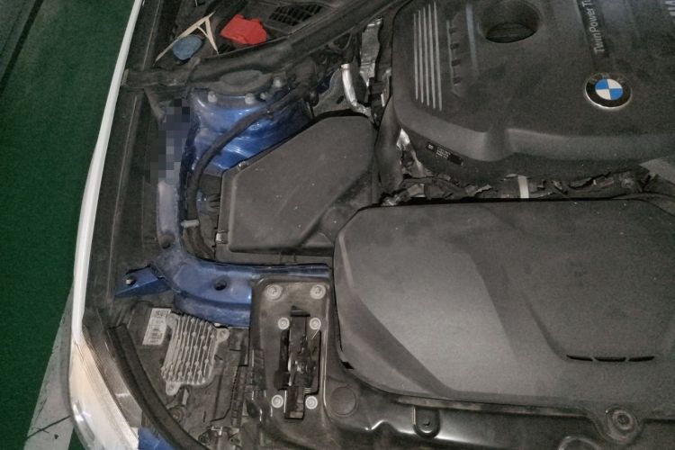 Used BMW 3 Series GT 2018 320i M Sport Edition Engine Bay Right