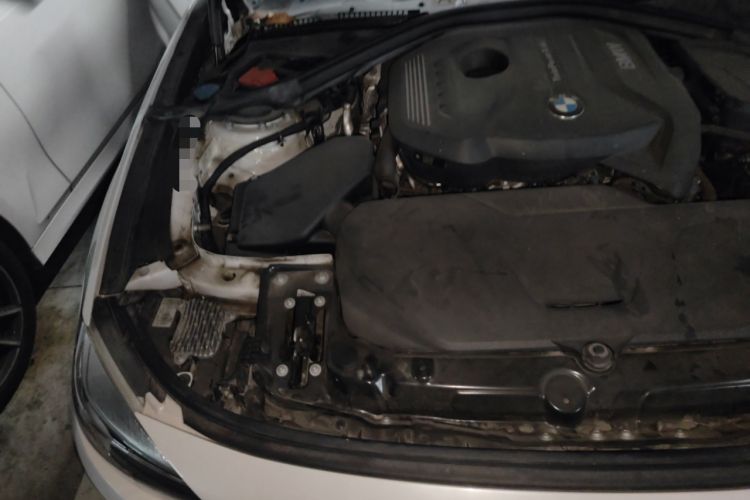 Used BMW 3 Series GT 2018 320i Sport Edition Engine Bay Right