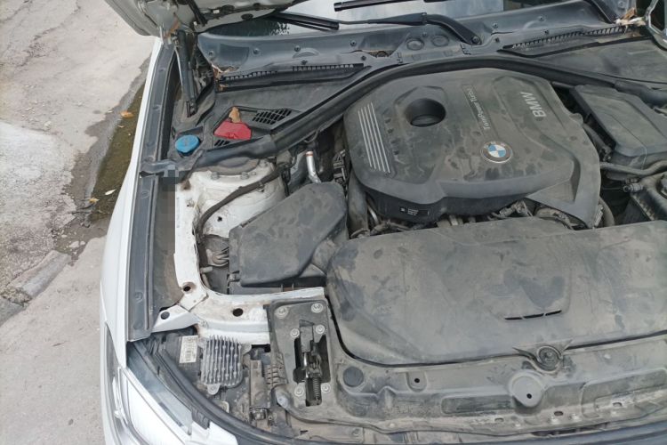Used BMW 3 Series GT 2018 320i Sport Edition Engine Bay Right