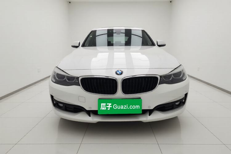 Used BMW 3 Series GT 2018 320i Sport Edition Exterior 1