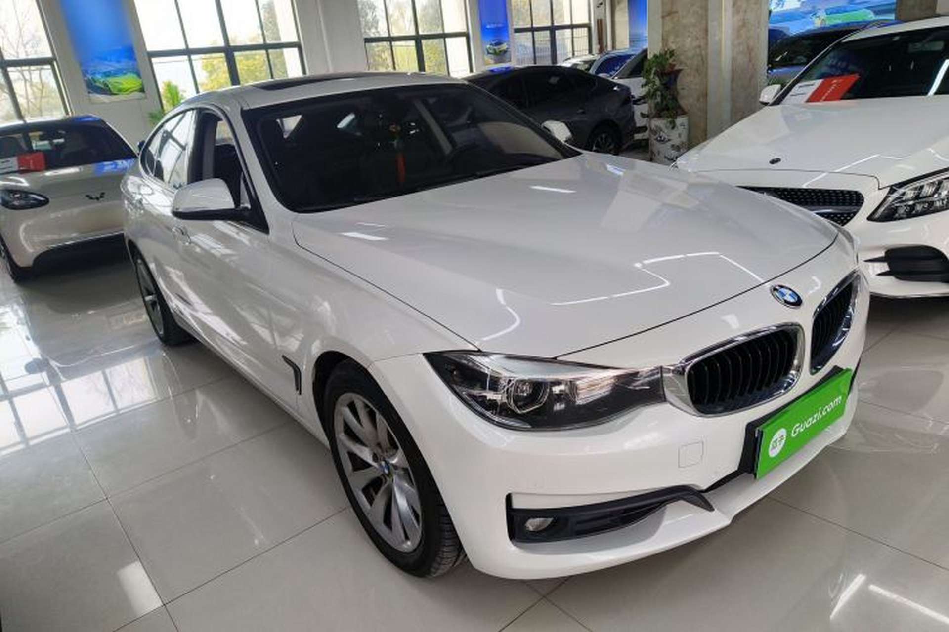 Used BMW 3 Series GT 2018 320i Sport Edition Exterior 1