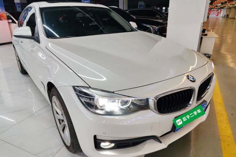 Used BMW 3 Series GT 2018 320i Sport Edition Exterior 1