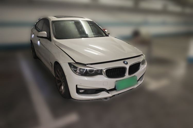 Used BMW 3 Series GT 2018 320i Sport Edition Exterior 2