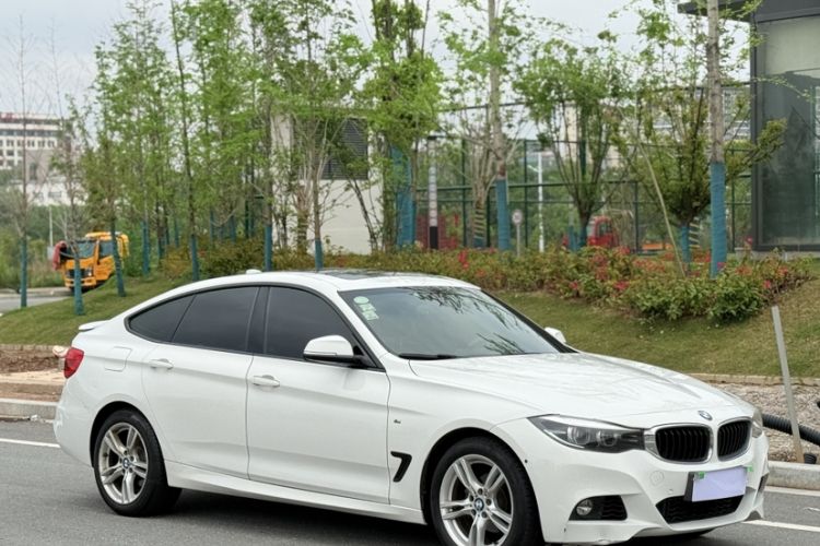 Used BMW 3 Series GT 2018 320i M Sport Edition Exterior 3