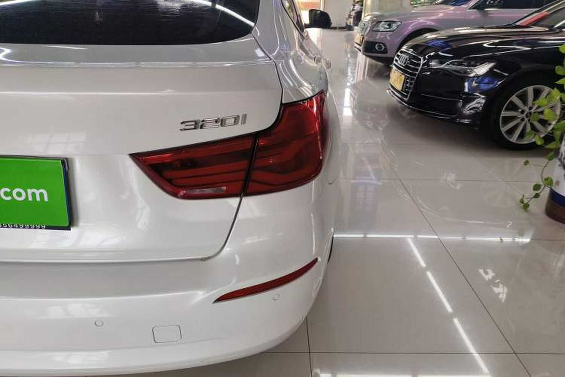 Used BMW 3 Series GT 2018 320i Sport Edition Exterior 3