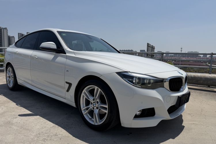 Used BMW 3 Series GT 2018 320i M Sport Edition Exterior 4