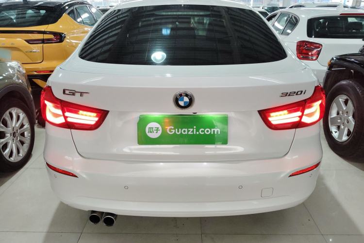 Used BMW 3 Series GT 2018 320i Sport Edition Exterior 4