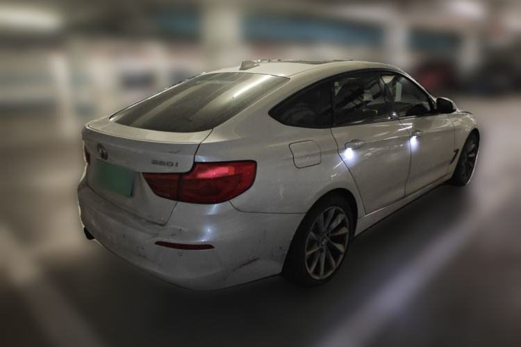 Used BMW 3 Series GT 2018 320i Sport Edition Exterior 5