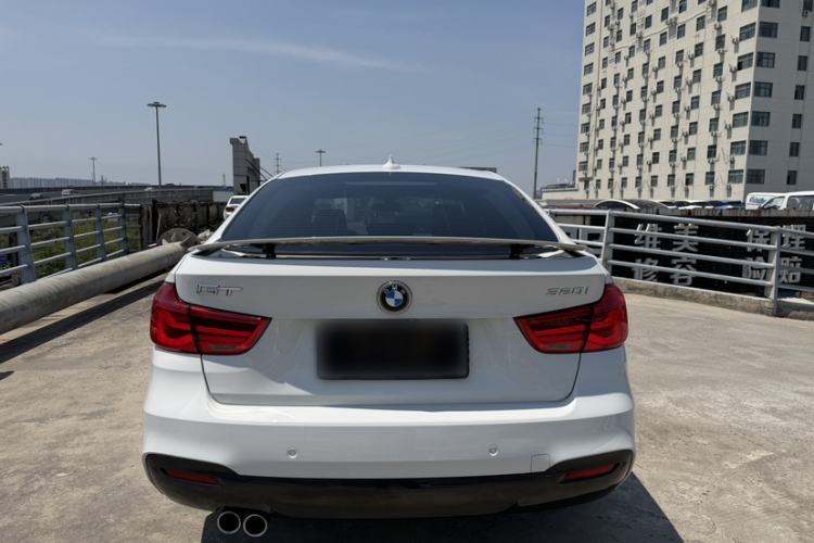 Used BMW 3 Series GT 2018 320i M Sport Edition Exterior 6