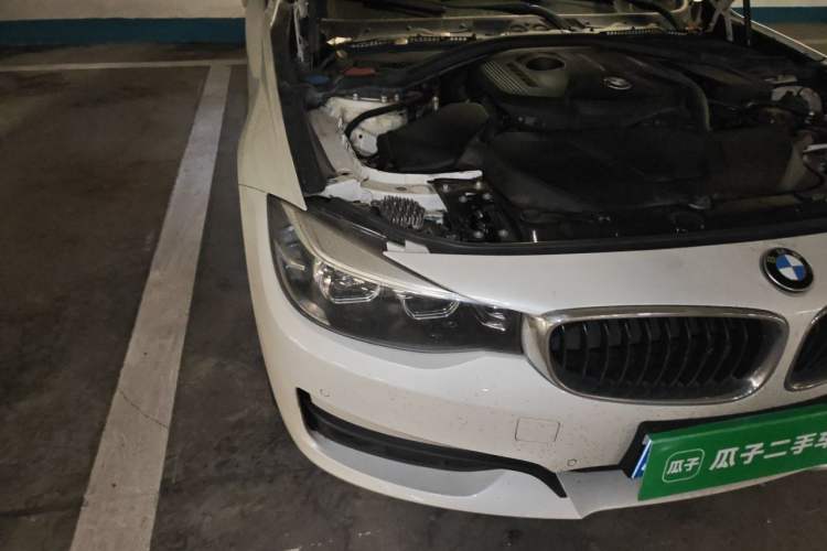 Used BMW 3 Series GT 2018 320i Sport Edition Exterior 6