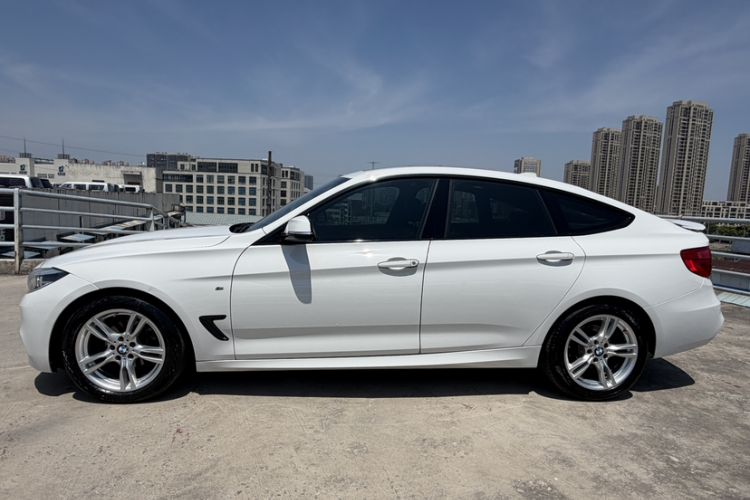 Used BMW 3 Series GT 2018 320i M Sport Edition Exterior 7