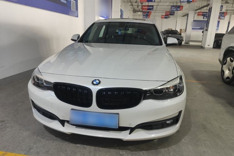 Used BMW 3 Series GT 2018 320i Sport Edition Front