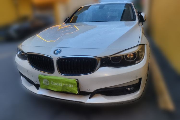 Used BMW 3 Series GT 2018 320i Sport Edition Front