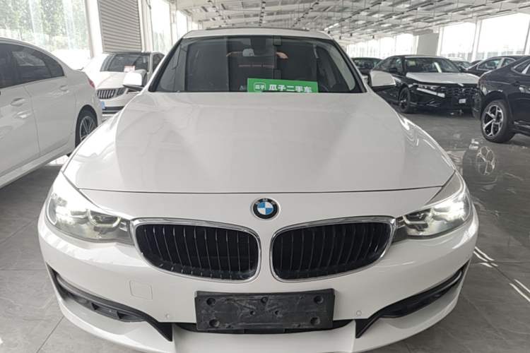 Used BMW 3 Series GT 2018 320i Sport Edition Front