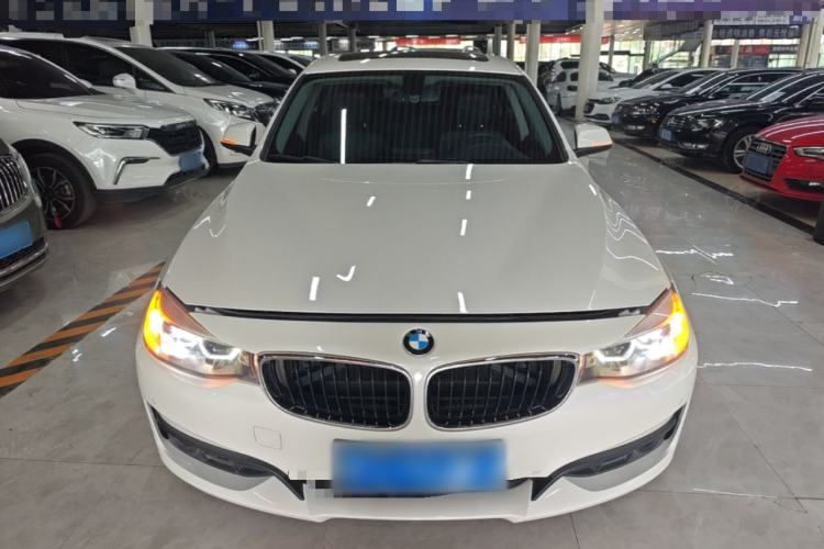 Used BMW 3 Series GT 2018 320i Sport Edition Front