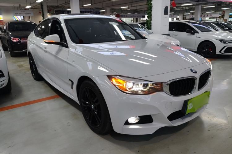 Used BMW 3 Series GT 2018 320i M Sport Edition Front Right 45 Deg