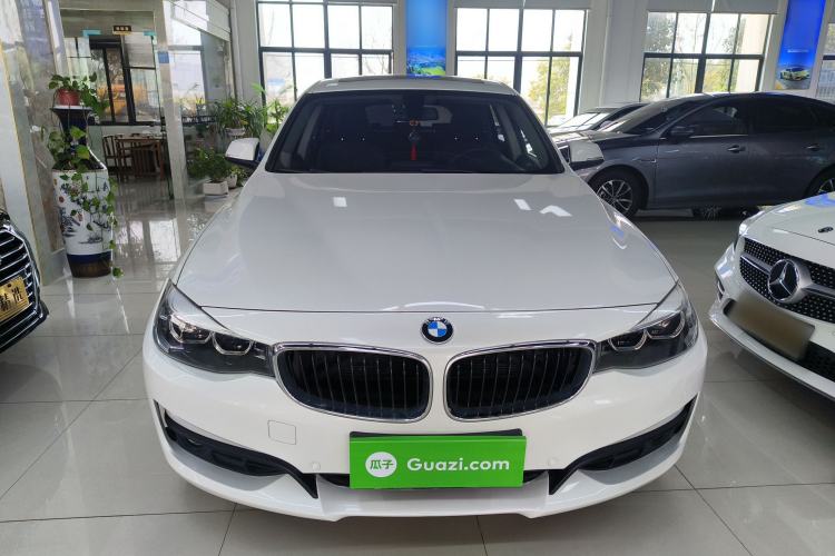 Used BMW 3 Series GT 2018 320i Sport Edition Front
