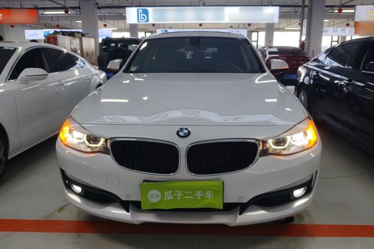 Used BMW 3 Series GT 2018 320i Sport Edition Front