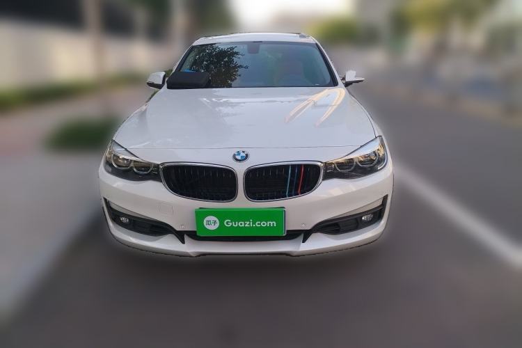 Used BMW 3 Series GT 2018 320i Sport Edition Front