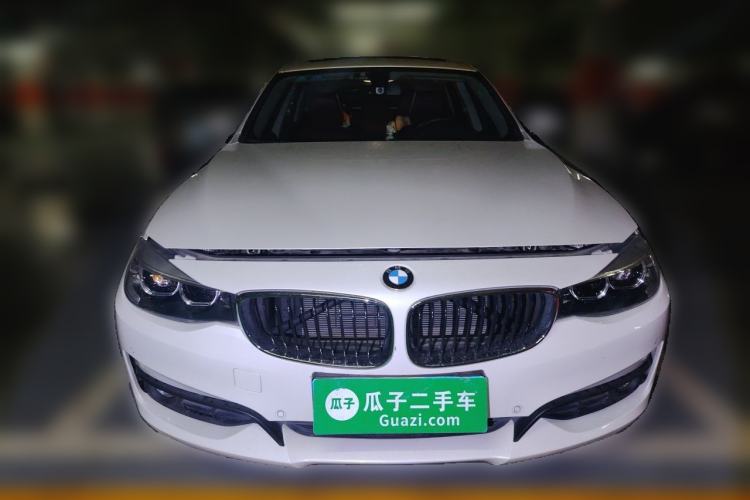 Used BMW 3 Series GT 2018 320i Sport Edition Front