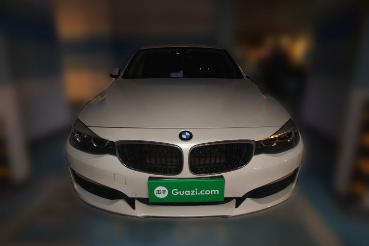 Used BMW 3 Series GT 2018 320i Sport Edition Front