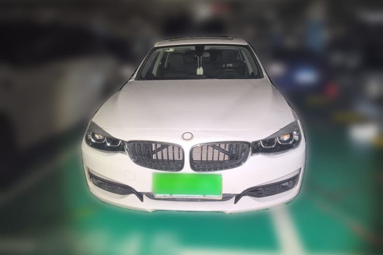 Used BMW 3 Series GT 2018 320i Sport Edition Front