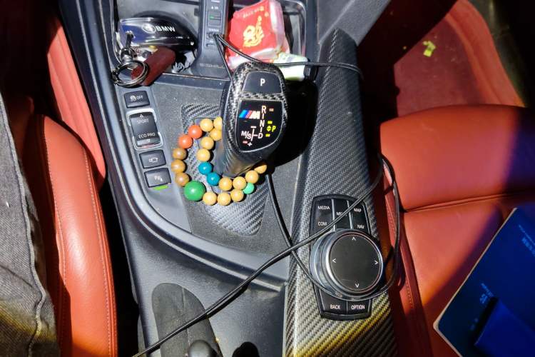 Used BMW 3 Series GT 2018 330i xDrive M Sport Edition Gear Lever