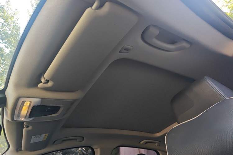 Used BMW 3 Series GT 2018 320i Sport Edition Headliner
