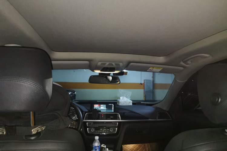 Used BMW 3 Series GT 2018 320i Sport Edition Headliner