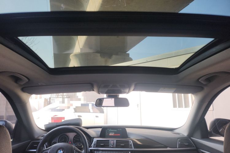 Used BMW 3 Series GT 2018 320i Sport Edition Headliner
