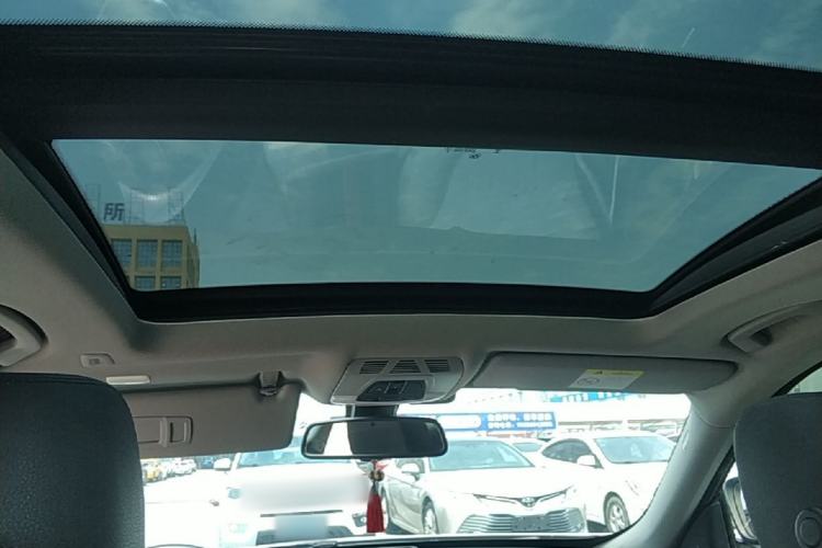 Used BMW 3 Series GT 2018 320i Sport Edition Headliner