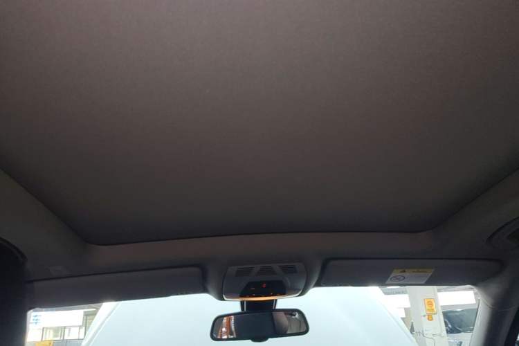 Used BMW 3 Series GT 2018 320i Sport Edition Headliner