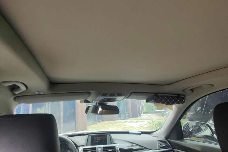 Used BMW 3 Series GT 2018 320i Sport Edition Headliner
