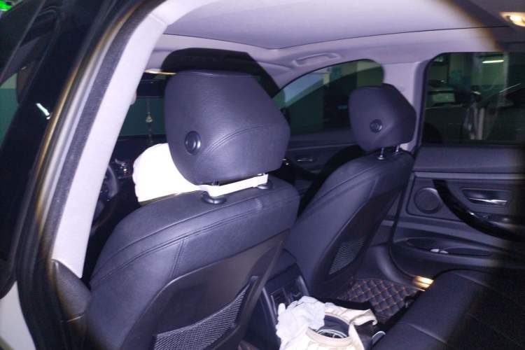 Used BMW 3 Series GT 2018 320i Sport Edition Headliner