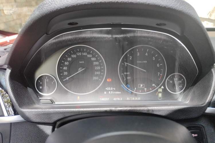 Used BMW 3 Series GT 2018 320i Sport Edition Instrument Cluster