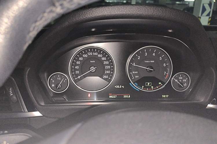 Used BMW 3 Series GT 2018 320i Sport Edition Instrument Cluster