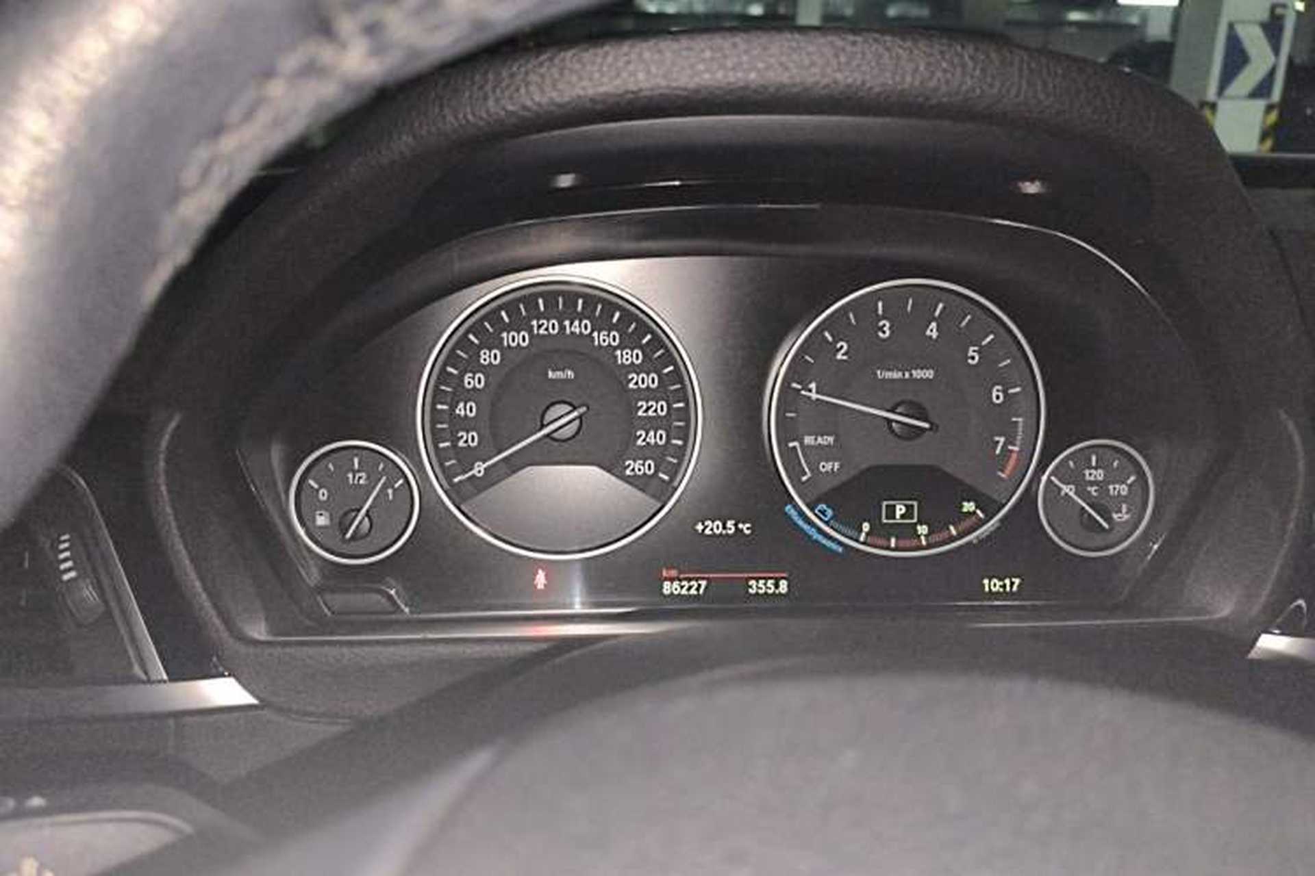 Used BMW 3 Series GT 2018 320i Sport Edition Instrument Cluster