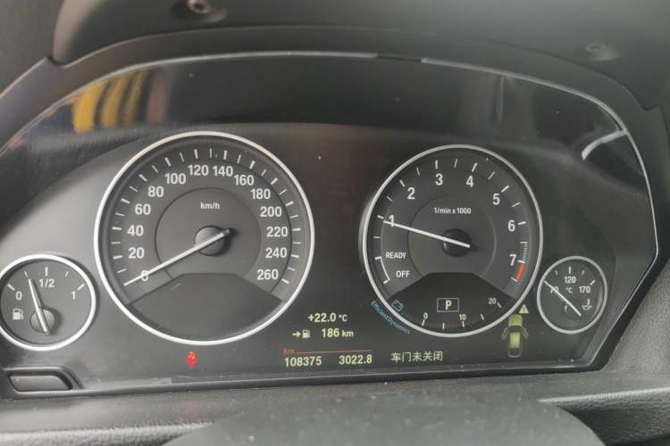Used BMW 3 Series GT 2018 320i Sport Edition Instrument Cluster