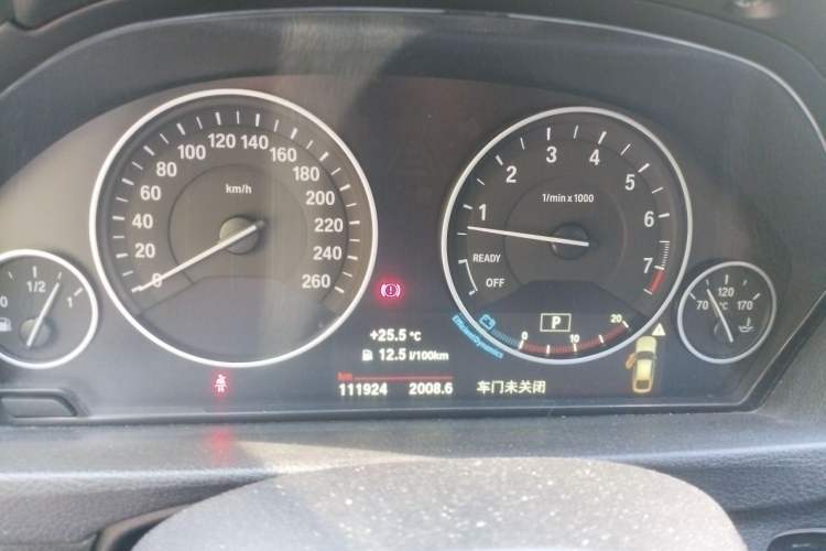 Used BMW 3 Series GT 2018 320i Sport Edition Instrument Cluster