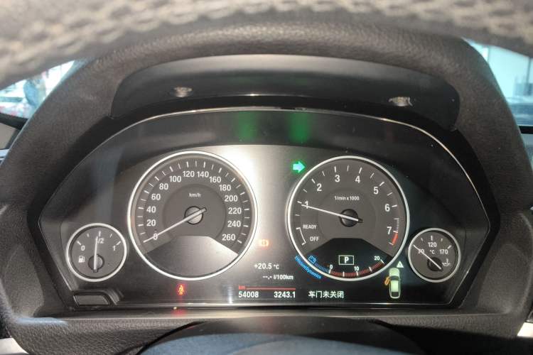 Used BMW 3 Series GT 2018 320i Sport Edition Instrument Cluster