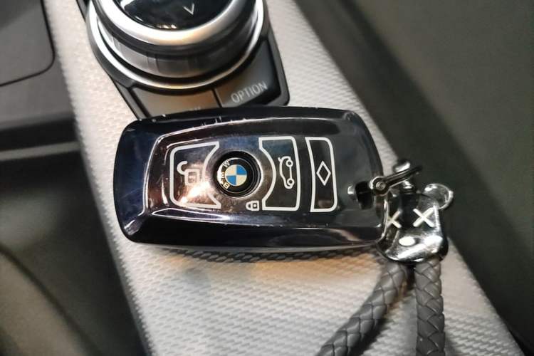Used BMW 3 Series GT 2018 320i M Sport Edition Interior 1