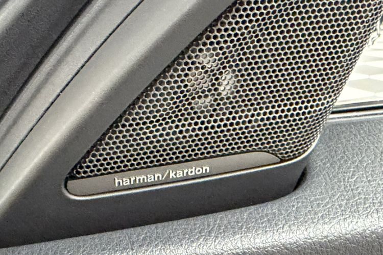 Used BMW 3 Series GT 2018 320i M Sport Edition Interior 8