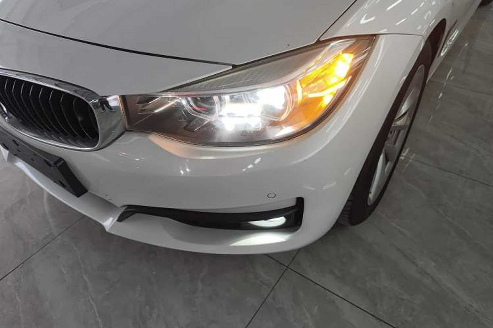 Used BMW 3 Series GT 2018 320i Sport Edition Left Front Headlight