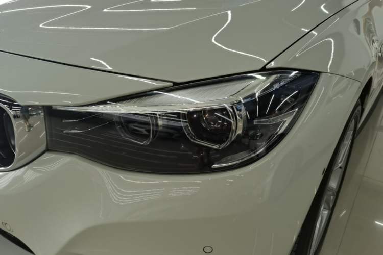 Used BMW 3 Series GT 2018 320i Sport Edition Left Front Headlight