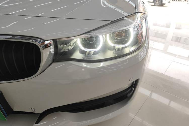 Used BMW 3 Series GT 2018 320i Sport Edition Left Front Headlight