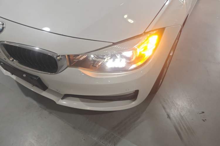 Used BMW 3 Series GT 2018 320i Sport Edition Left Front Headlight